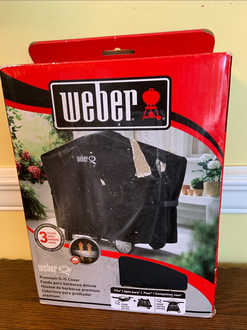 Weber 7112 Premium Grill Cover for  Q2000 and 3000 New Sealed